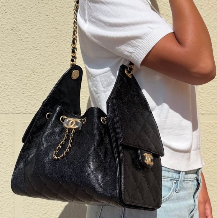 Chanel Classic Quilted Shoulder Bag - Image 2